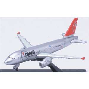    Northwest Airlines Airbus A320 1550 Scale 
