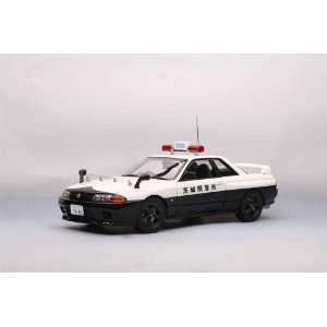  Nissan Skyline GTR R32 Police Car (Ibaraki   Kenkei) 1/18 