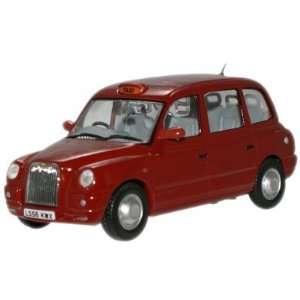  TX4 Taxi in Nightfire Red 143 scale model from oxford 