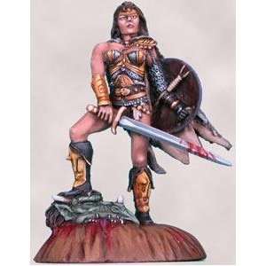   Miniatures Dragons Blood Female Warrior with Sword Toys & Games