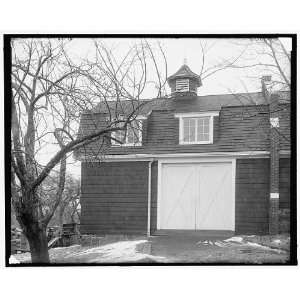  New York City,carriage house at club,side view