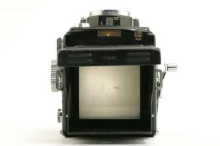 Yashica Mat 124 TLR Camera body w/80mm f/2.8 f/3.5 Yashinon Lens 