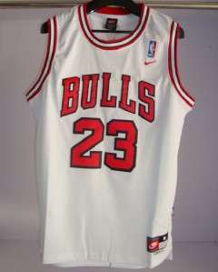   Bulls Michael Jordan Classic Swingman retro No. 23 White Jersey M XXL