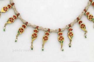 Nice gold necklace in Mughal style with crystal and enamel work, India 