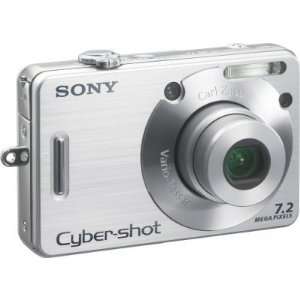   Box Cyber shot(R) DSC W70 7 Megapixel Digital Camera