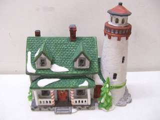 DEPT 56 NEW ENGLAND VILLAGE CRAGGY COVE LIGHTHOUSE  