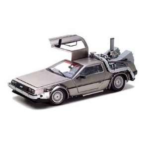  1981 DeLorean Back to the Future II 1/18 Toys & Games