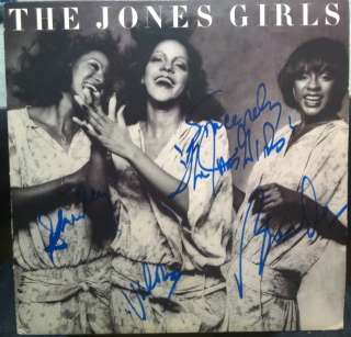 THE JONES GIRLS s/t LP 79 Signed Autographed Full Grp  