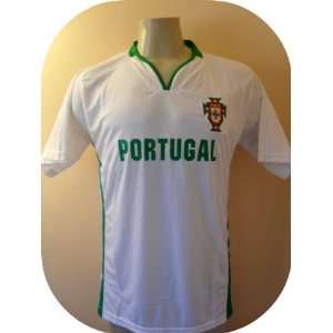  PORTUGAL AWAY SOCCER JERSEY SIZE LARGE.NEW Sports 