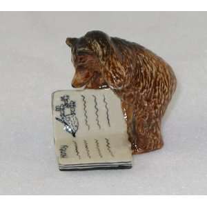  BROWN BEAR reads Book without GLASSES Stands MINIATURE New 