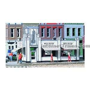   Walthers HO Scale Cornerstone White Tower Restaurant Kit Toys & Games