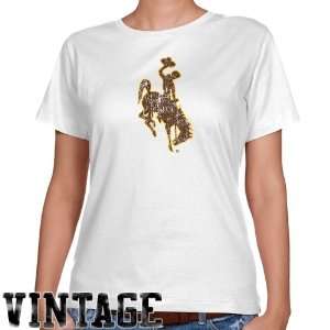  Wyoming Cowboys Ladies White Distressed Logo Vintage 