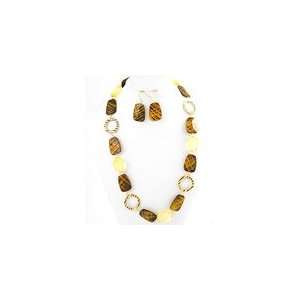  Antique Gold Tone Brown & Yellow Acrylic Beads Necklace 