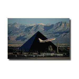    Jet Flies By The Luxor Hotel Las Vagas Giclee Print