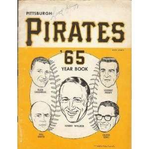  1965 Pittsburgh Pirates Team Signed Yearbook Jsa Loa 