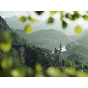 Neuschwanstein Castle of King Ludwig Along the Alp See Premium 