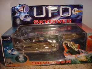 UFO SKYDIVER DIE CAST SUBMARINE/ JET   GERRY ANDERSON  