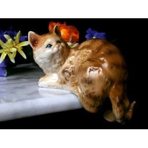  Porcelain Yellow Tabby Cat Shelf Sitter 
