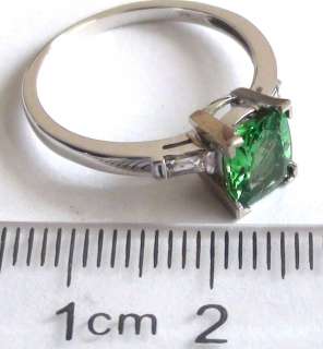   Green Tsavorite Diamonds Engagemnt Cocktail 14k White Gold Ring  