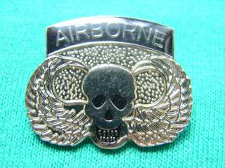 US ARMY AIRBORNE DEATH SKULL WINGS SHIRT LAPEL PIN NICE  
