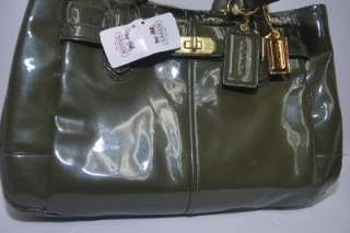 BB Coach Patent Leather Olive Green Chelsea Jayden Caryall 17855 