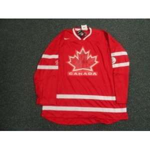   2010 Team Canada Olympic   Autographed NHL Jerseys