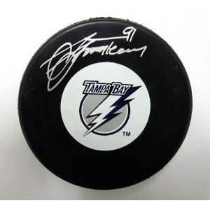  Steven Stamkos Signed Hockey Puck Tampa Bay Lightning Logo 