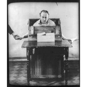  Harry Houdini,box,head,arms sticking out,table,magic 