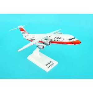  Daron SKR419 Skymarks Pacific Southwest Airlines BAE146 Toys & Games