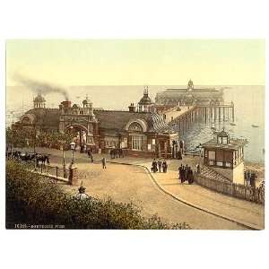  The pier,Southend on Sea,England,1890s