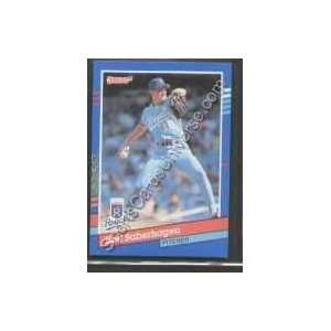 1991 Donruss Regular #88 Bret Saberhagen, Kansas City Royals Baseball 