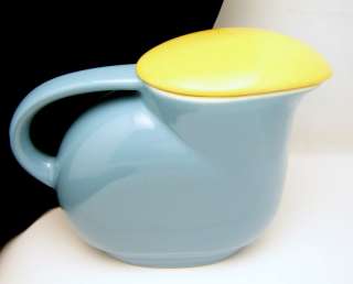 Hall China Refrigerator Pitcher For Westinghouse Blue & Daffodil 