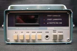 Tektronix J16 Digital Photometer Foot candles, lamberts and u Watt/sq 