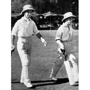  W. Edrich and N.W.D. Yardley Going Out to Bat, Lahore 