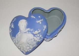 Schafer & Vater Jasperware Art Nouveau Heart Powder Box  
