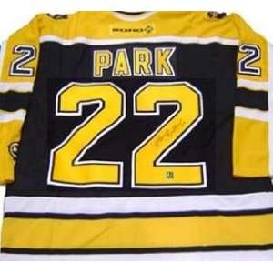  Brad Park autographed Hockey Jersey (Boston Bruins 