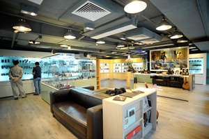 Photos of Our Shop at Hong Kong)