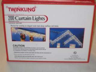   Light Set Illuminated Icicles 200 ct String To String 18  