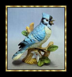 VTG LEFTON MINIATURE BLUE JAY BISQUE PORCELAIN BIRD 00749  