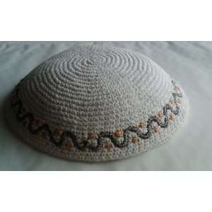  Knitted Kippah (Kippa, Yarmulke)   White/color decoration 