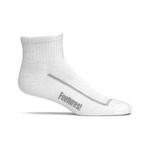 Feetures Original Quarter Cut Socks   White (H60109U)  