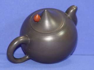 Chinese Yixing Zisha teapot water dropper shape  