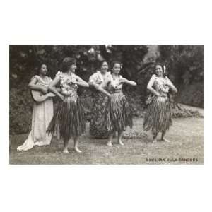  Hawaiian Hula Dancers Premium Poster Print, 16x24