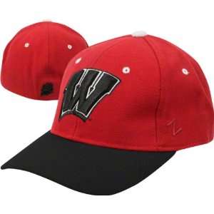    Wisconsin Badgers Fitted Zephyr College Cap