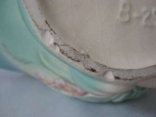 Hull Pottery Bow knot B 29 12 Basket Lovely Bow Knot  