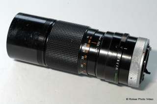 Canon FD 100 200mm f5.6 SC lens manual focusing zoom  