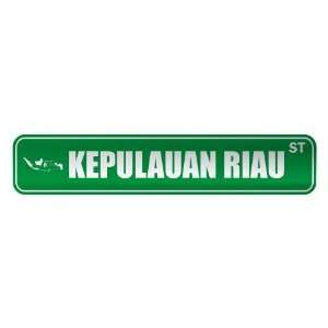     KEPULAUAN RIAU ST  STREET SIGN CITY INDONESIA