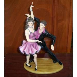  Ballroom Dancing Couple Statue Figurine    Black and Pink 