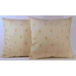   Oyster/Gold Medallions Throw Pillows (Set of 2)  