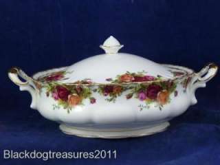 Royal Albert OLD COUNTRY ROSES bone china covered vegetable tureen 